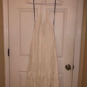 Designed white dress almskt full length